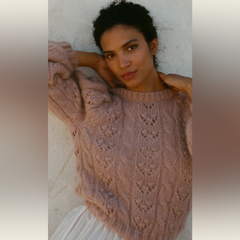 Doen Tudor sweater
